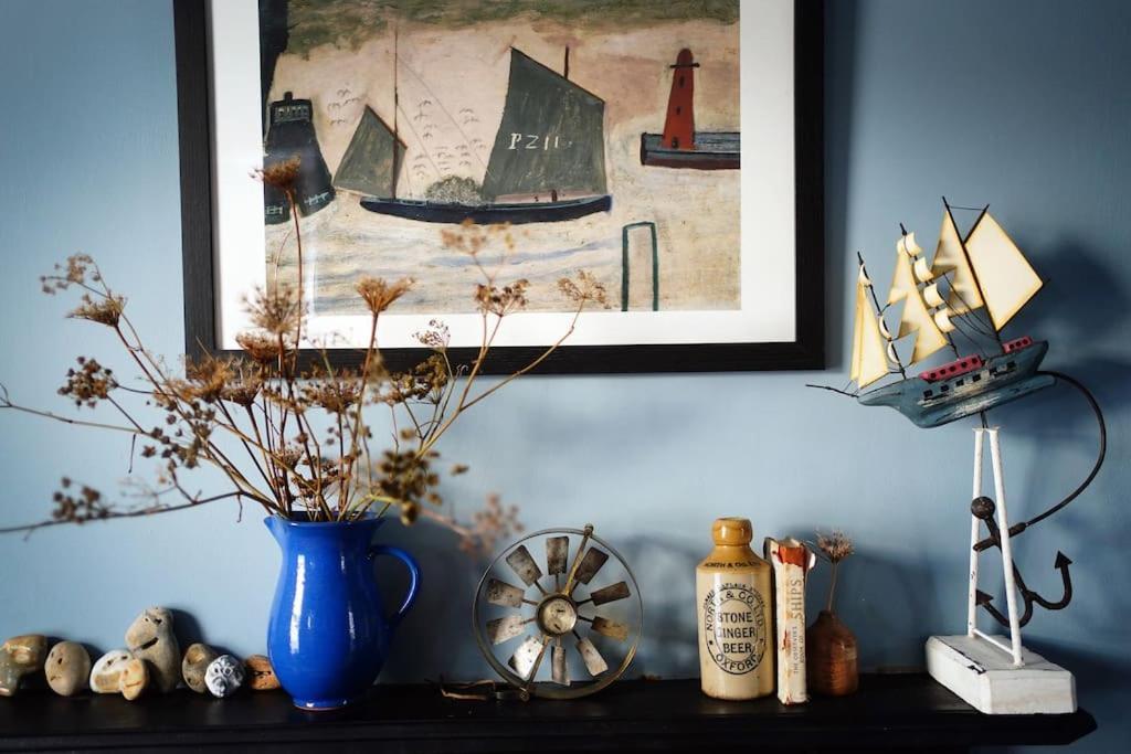 Northdene Cottage - Cosy Old Fisherman'S Cottage Two Mins From Sea - Free Parking - Wood Burning Stove - Roll Top Bath - Dog Friendly 딜 외부 사진